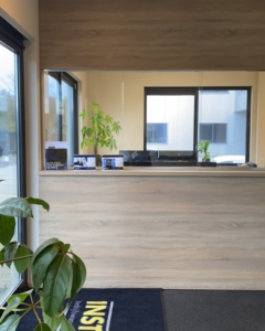 kantoor-ontwerp-ontvangstbalie Kantoor-ontwerp-ontvangstbalie